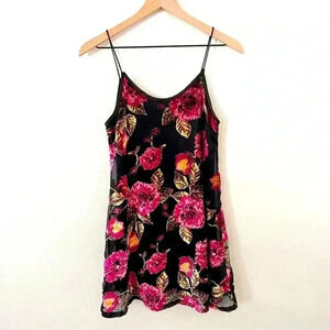 Mi Ami Floral Slip Dress
